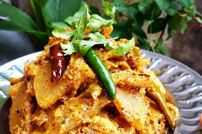 চাল কুমড়োর সরষে পোস্ত