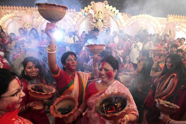 বারো মাসে তেরো পার্বণ : বাঙালি হিন্দুদের ধর্মীয় উৎসব সমূহ