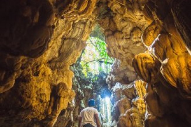 Mawsmai Cave