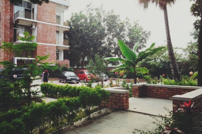 মনোরম পরিবেশে নীল কমল রিসোর্ট, গাজীপুর