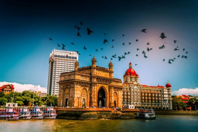 FIVE REASONS FOR BANGLADESHIS TO GO TO INDIA