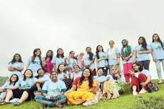 A GROUP OF BANGLADESHI GIRLS HAS BEEN FORMED ON FACEBOOK
