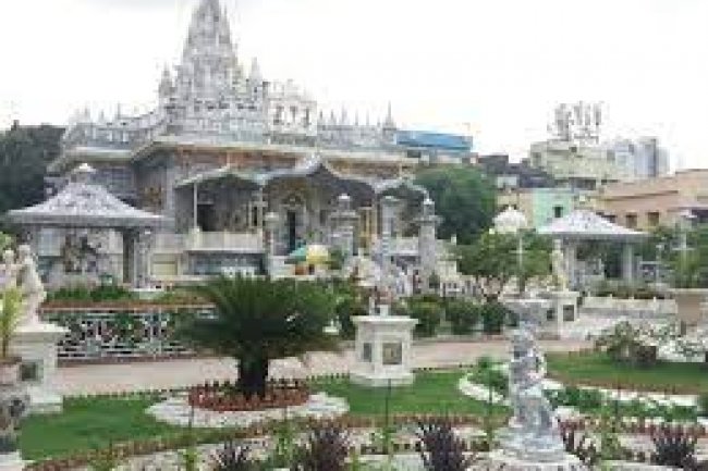 Pareshnath Jain Temple at Kolkata