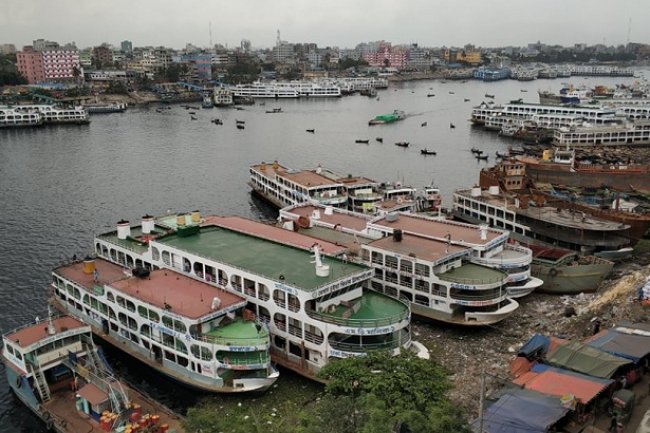 দেশে যাত্রীবাহী নৌযান চলাচল বন্ধ